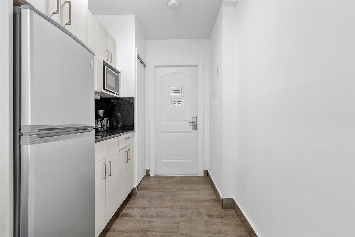 Kitchenette
