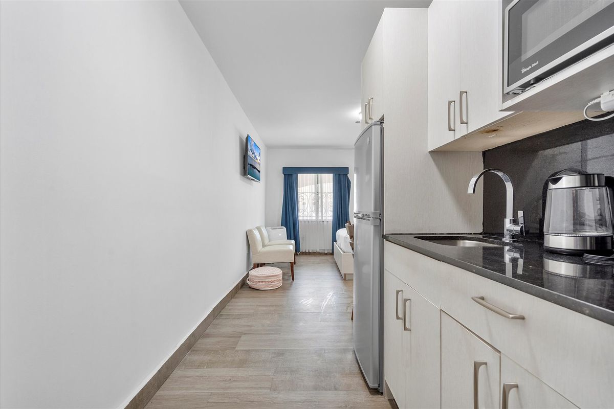 Studio kitchen